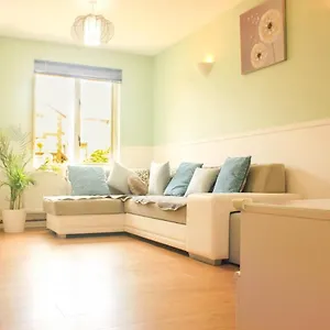 https://welcome-home-twin-bedroom-near-heathrow-airport-london.brighton-hotels-england.com