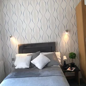 https://cosy-studio-apartment-blackheath-greenwich.cambridgehotelsuk.com
